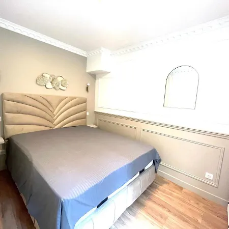 Adèle Passy Appartamento