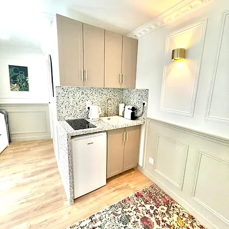 Apartman Adele Passy